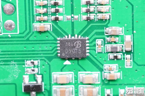 Cyspo T6 三合一無線充電器拆解報(bào)告