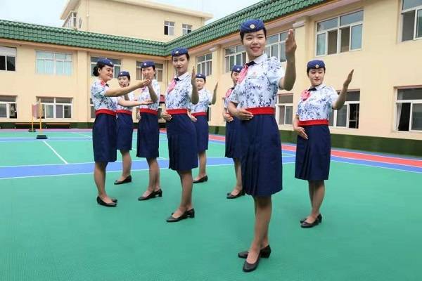 青春綻放迎全運，禮儀服務展風采——西安客運段服務禮儀大練兵紀實